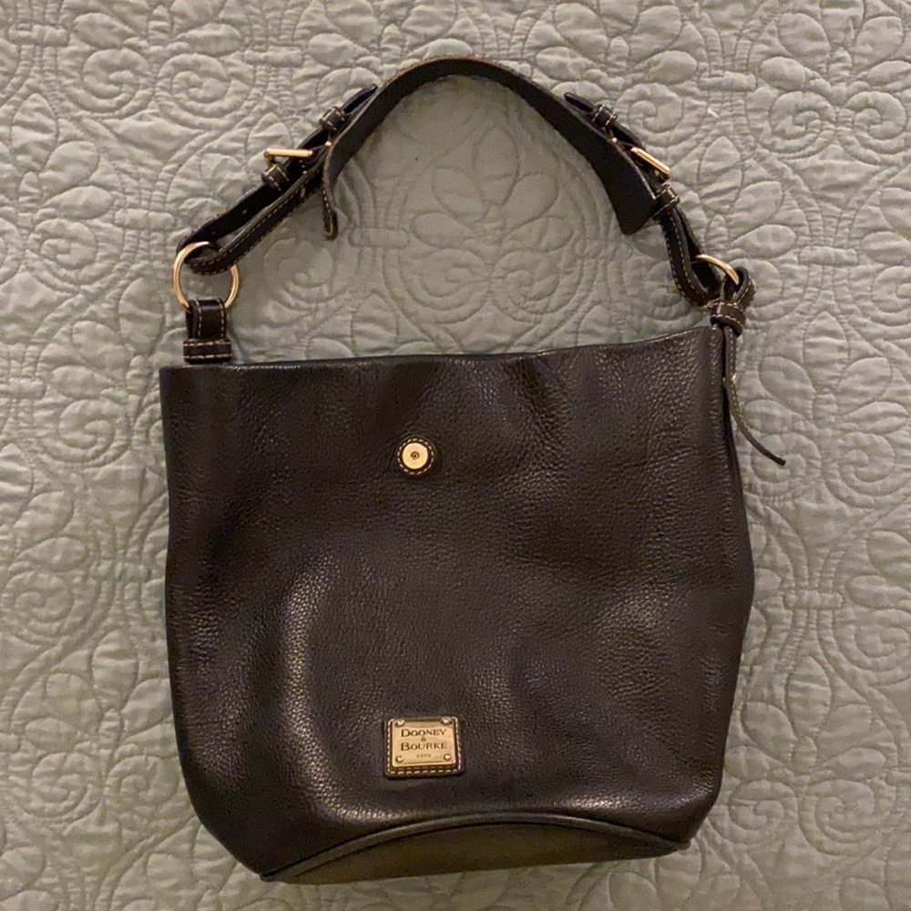 Dooney & Bourke black bucket bag